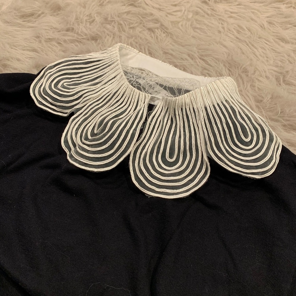 Beautiful collar New